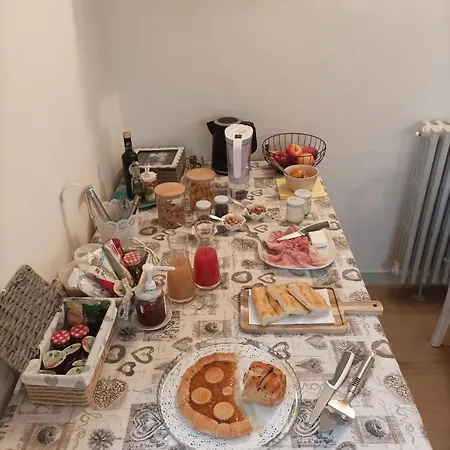 Alojamento de Acomodação e Pequeno-almoço Il Giardino Di San Martino 3*